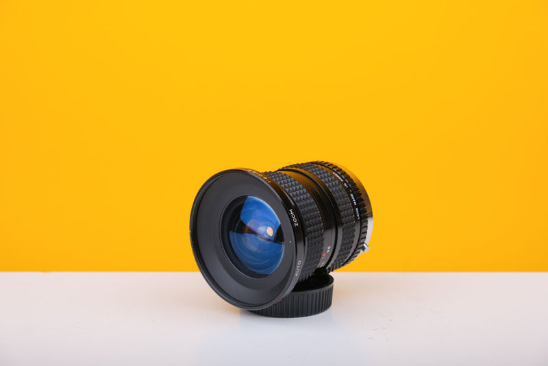 Sirius 18-28mm f/4.0-4.5 Auto Zoom Lens OM Mount