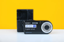 Load image into Gallery viewer, Sony CyberShot MPEGMovie VX DSC-P120 Digital Camera

