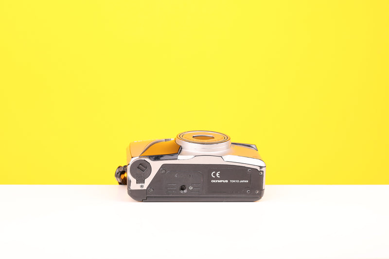 Olympus Superzoom 115 35mm Point and Shoot Film Camera