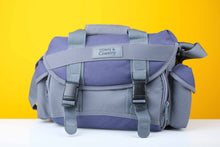 Load image into Gallery viewer, Town &amp; Country Camera Bag

