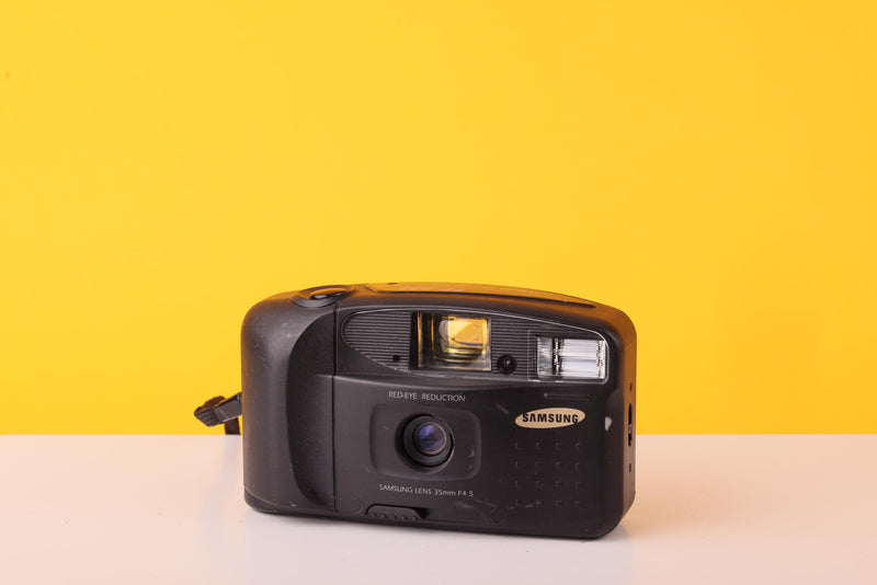 Samsung FF-222 35mm f/4.5 Focus Free Point and Shoot 35mm Film Camera