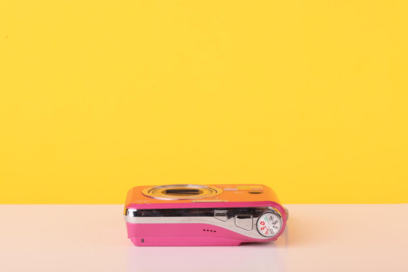 GE A1250 12.2MP Digital Compact Camera