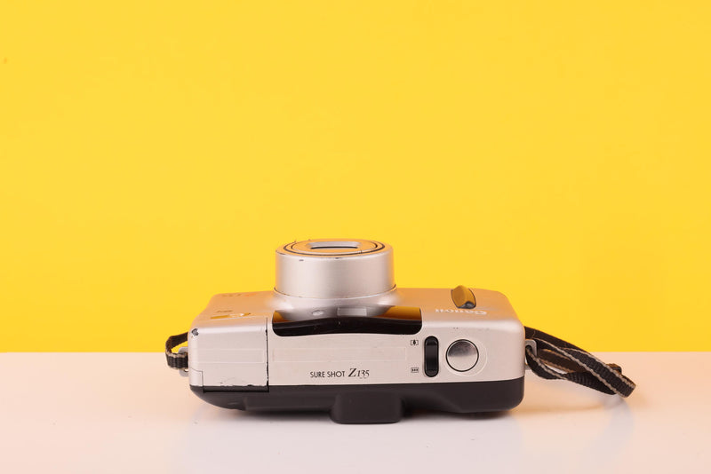 Canon Sure Shot Z135 38-135mm f/3.6-8 Point and Shoot 35mm Film Camera