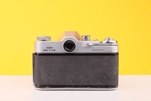 Load image into Gallery viewer, Zenit 3M 35mm Film SLR Camera with 58mm f/2 Lens

