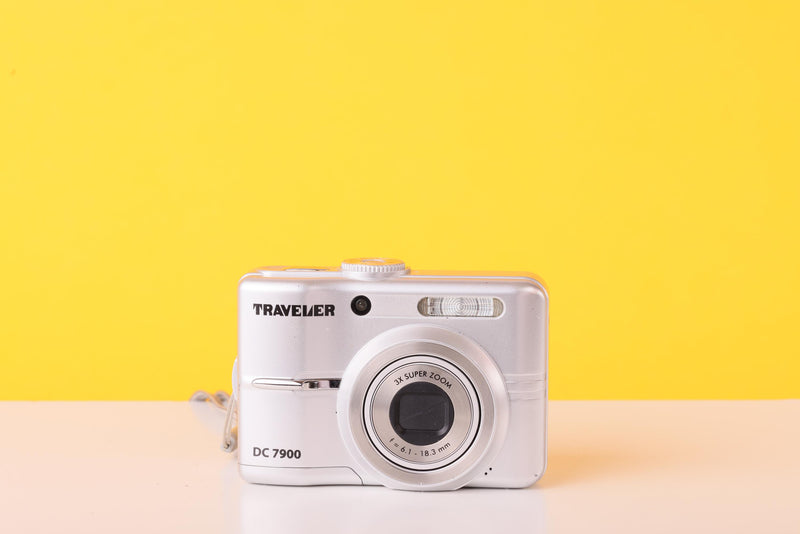 Traveler DC7900 7MP Digital Compact Camera
