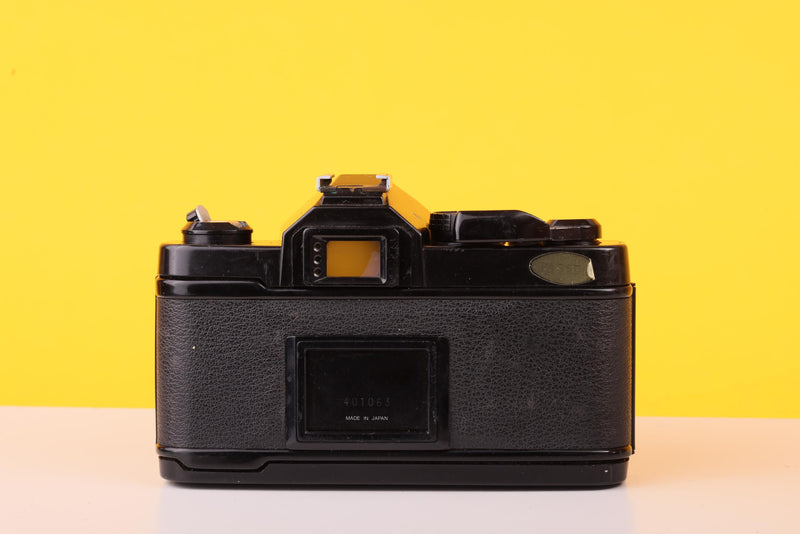 Chinon CM-4S 35mm SLR Film Camera + Vivitar 28mm f/2.8 Lens