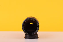 Load image into Gallery viewer, SMC Pentax 135mm f/2.5 Telephoto Lens PK Mount

