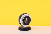 Load image into Gallery viewer, Olympus OM-System Zuiko Auto-S 40mm pancake f/2 Lens
