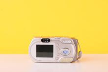Load image into Gallery viewer, Samsung Digimax A6 6MP Digital Compact Camera
