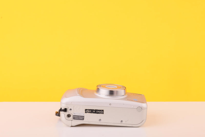 Konica Minolta Zoom 130c Date 38-130mm Lens 35mm Point and Shoot Film Camera