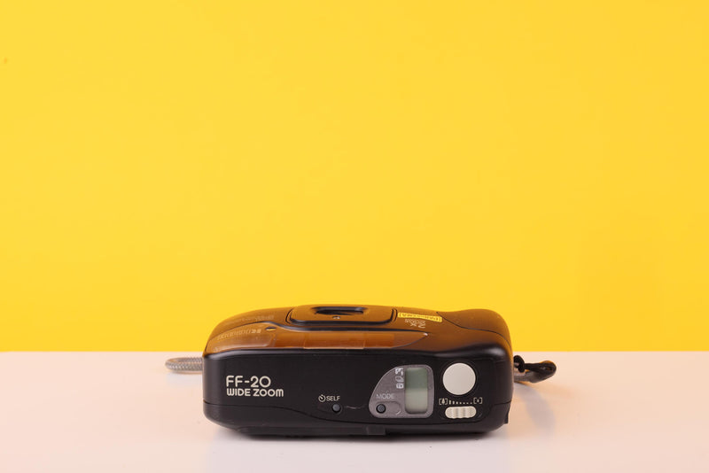 Ricoh FF-20 Wide Zoom Panorama 32-64mm Macro Lens 35mm Point and Shoot Film Camera