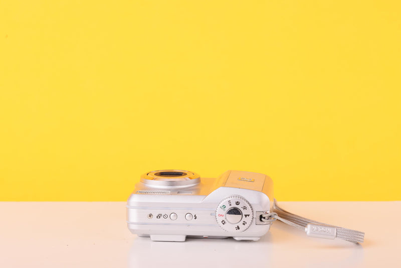 Kodak EasyShare C360 5MP Digital Compact Camera