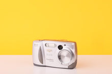 Load image into Gallery viewer, Kodak EasyShare CX4230 2.0MP Compact Digital Camera
