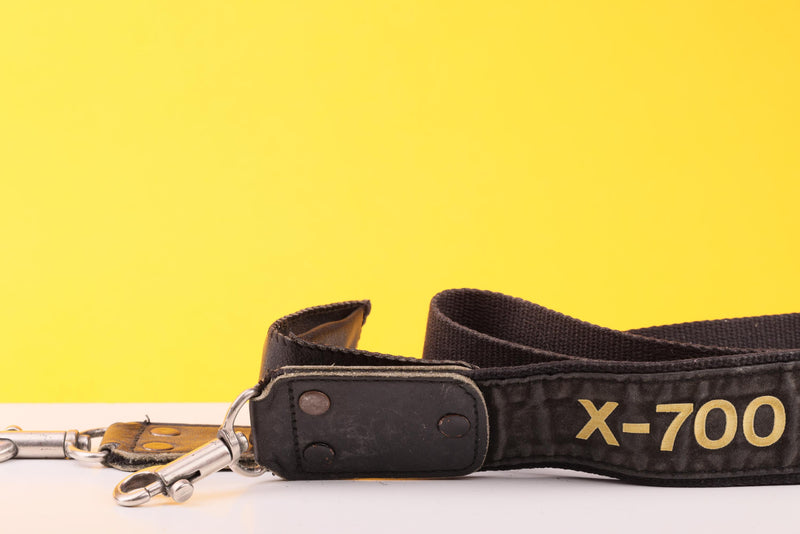 Minolta X-700 Camera Strap – European Camera of the Year