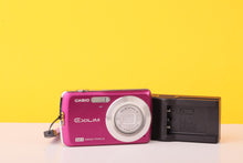 Load image into Gallery viewer, Casio Exilim EX-Z35 Pink 12.1MP Digital Compact Camera 3x Optical Zoom
