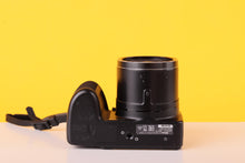 Load image into Gallery viewer, Nikon COOLPIX L820 16MP Digital Bridge Camer

