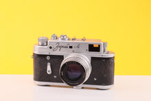 Load image into Gallery viewer, Zorki 4 Rangefinder 35mm Film Camera with Jupiter-8 50mm f/2 Lens
