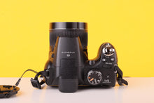 Load image into Gallery viewer, Fujifilm FinePix S4800 16MP Digital Bridge Camera
