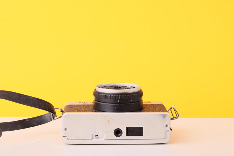 Ricoh 35 FM 35mm Film Camera Color Rikenon 40mm f/2.8 Lens