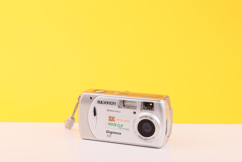 Samsung Digimax 301 3.2MP Compact Digital Camera