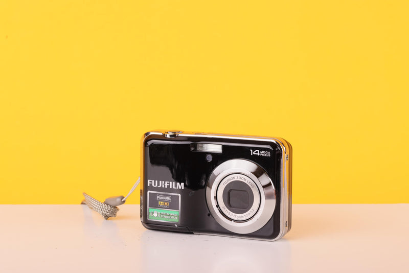 Fujifilm FinePix AX300 14MP Compact Digital Camera