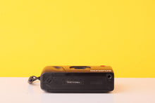 Load image into Gallery viewer, Olympus Trip AF Mini 35mm Point and Shoot Film Camera
