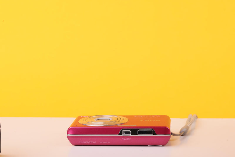 Sony Cyber-shot DSC-W610 14.1MP Digital Camera – 4x Optical Zoom – Pink