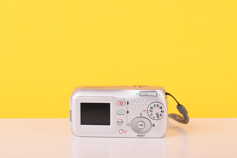 Olympus Camedia C-170 4MP Compact Digital Camera