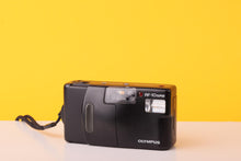 Load image into Gallery viewer, Olympus AF-10 Super 35mm Point and Shoot Film Camera
