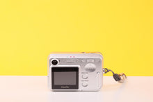 Load image into Gallery viewer, Fujifilm FinePix A350 5.2MP Digital Compact Camera
