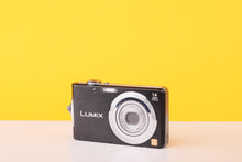 Load image into Gallery viewer, Panasonic Lumix DMC-FS16 14.1MP Digital Compact Camera – 4x Optical Zoom
