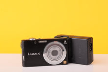 Load image into Gallery viewer, Panasonic Lumix DMC-FS16 14.1MP Digital Compact Camera – 4x Optical Zoom
