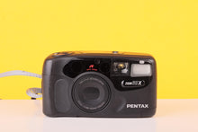 Load image into Gallery viewer, Pentax Zoom 60-X 35mm Point and Shoot Film Camera

