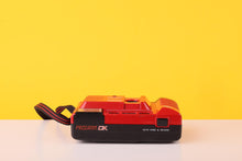Load image into Gallery viewer, Halina AF810 35mm Autofocus point and shot  Film Camera
