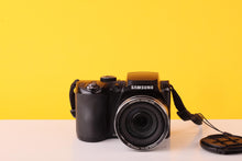 Load image into Gallery viewer, Samsung WB100 Bridge Digital Camera 26x Optical Zoom
