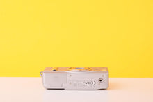 Load image into Gallery viewer, Fujifilm FinePix F700 Compact Digital Camera 3x Optical Zoom - Boxed
