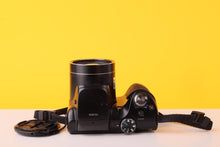 Load image into Gallery viewer, Samsung WB100 Bridge Digital Camera 26x Optical Zoom
