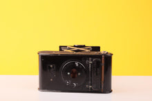 Load image into Gallery viewer, Vest Pocket Autographic Kodak 127 Camera with Case - World war I - The Soldier’s Kodak
