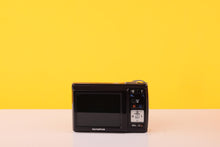 Load image into Gallery viewer, Olympus X-42 12MP Compact Digital Camera 5x Optical Zoom
