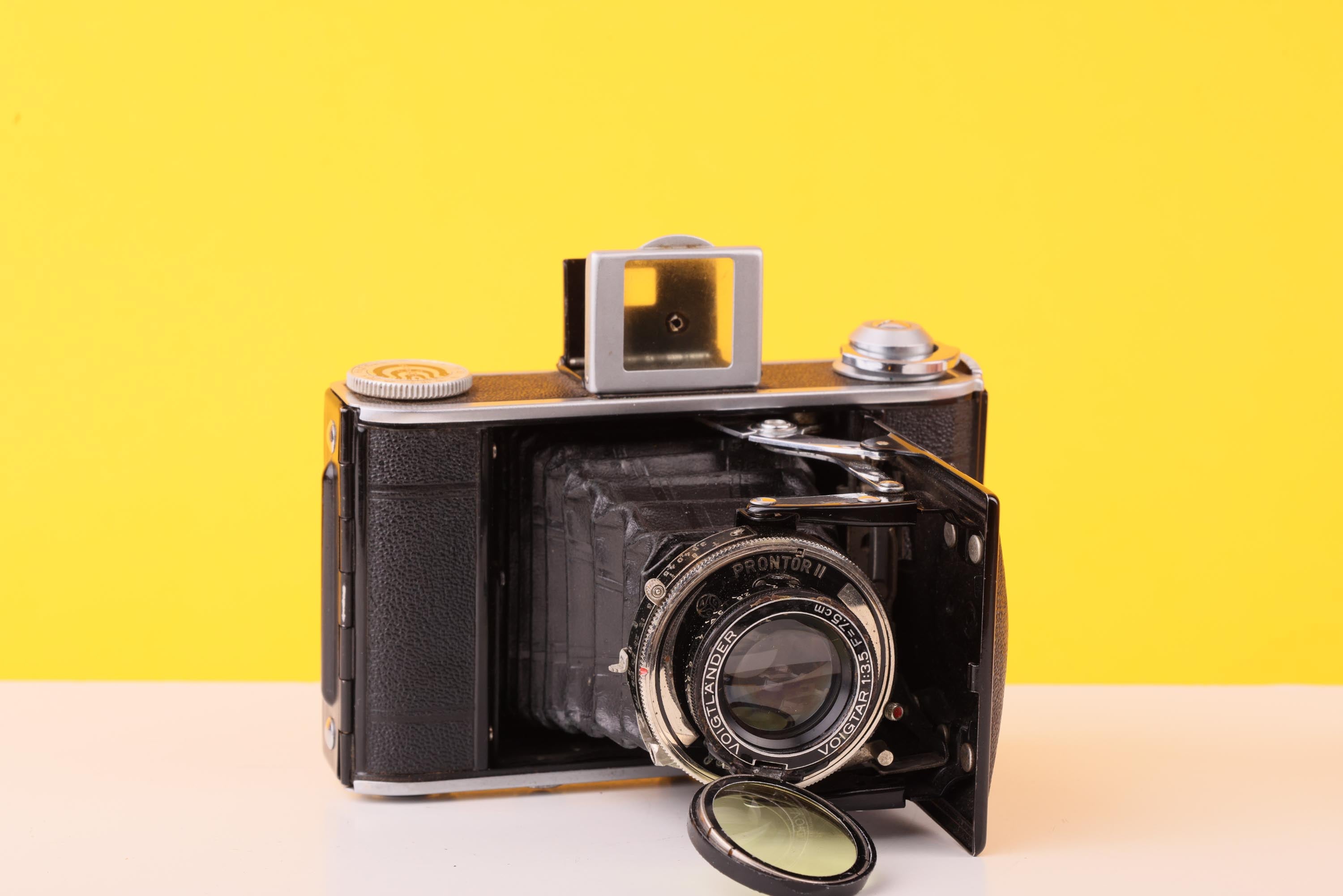 Voigtlander Bessa 66 120 Medium Format Folding Film Camera