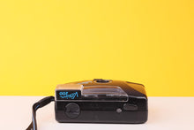 Load image into Gallery viewer, Halina Vision 200 35mm Point And Shoot Film Camera – Built-In Flash
