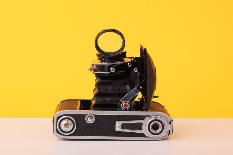 Voigtlander Bessa 66 120 Medium Format Folding Film Camera