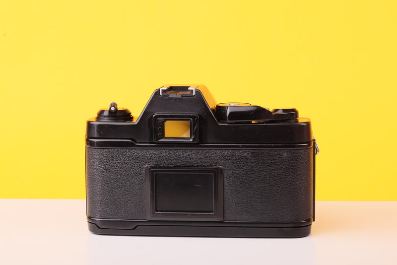 Chinon CM-5 35mm SLR with Auto Chinon 50mm f/1.9 Lens