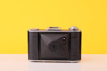 Load image into Gallery viewer, Voigtlander Bessa 66 120 Medium Format Folding Film Camera
