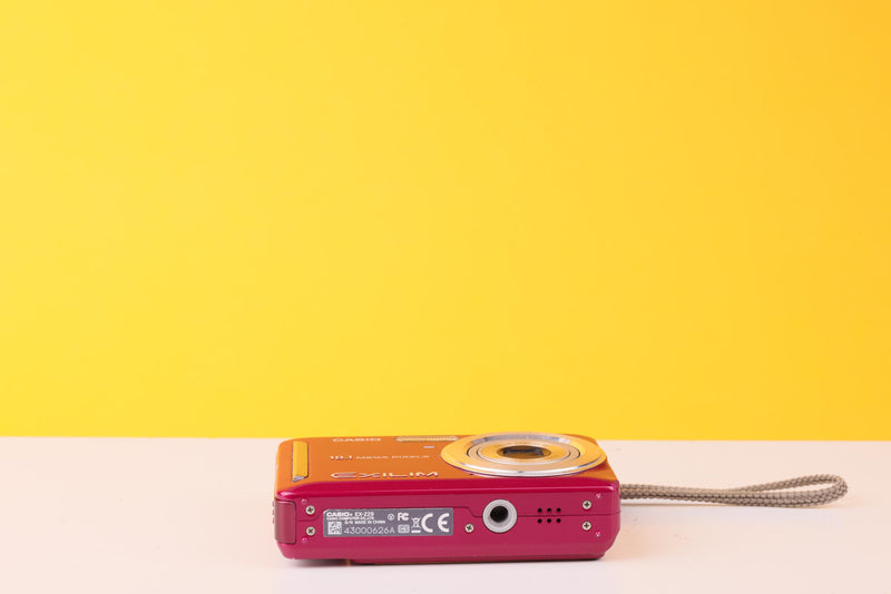Casio Exilim EX-Z29 10.1MP Digital Compact Camera - Boxed