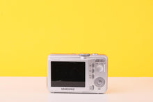 Load image into Gallery viewer, Samsung S1065 10.2MP Digital Compact Camera Silver
