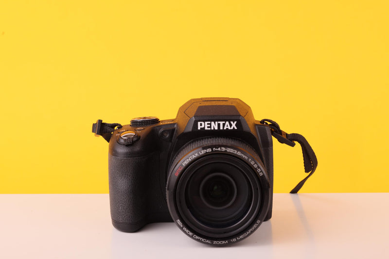 Pentax XG-1 16MP Digital Bridge Camera 52x Optical Zoom