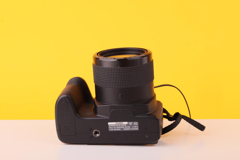 Pentax XG-1 16MP Digital Bridge Camera 52x Optical Zoom