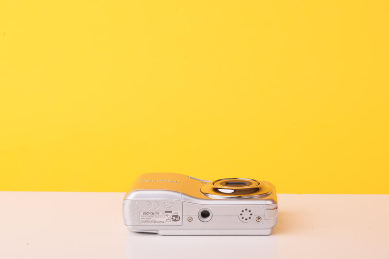 Fujifilm FinePix A160 10.2MP Digital Compact Camera
