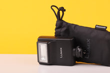Load image into Gallery viewer, Panasonic Lumix DMW-FL220 External Flash– TTL Auto / Manual
